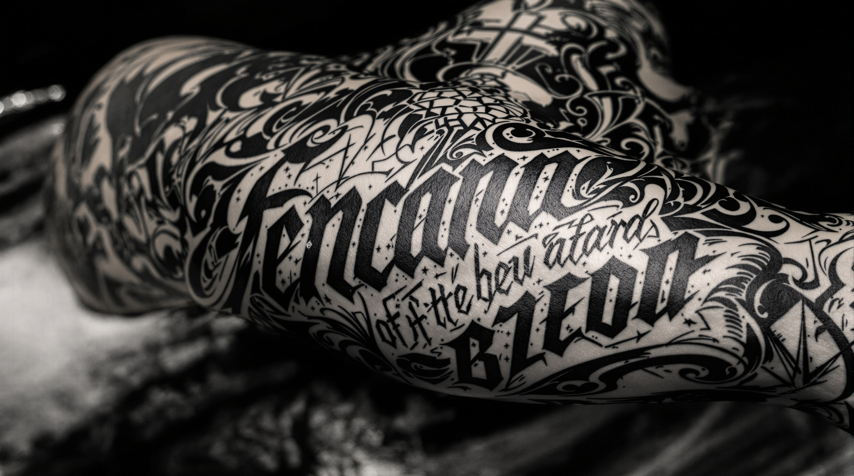 Tatouage chicano black and grey religieux